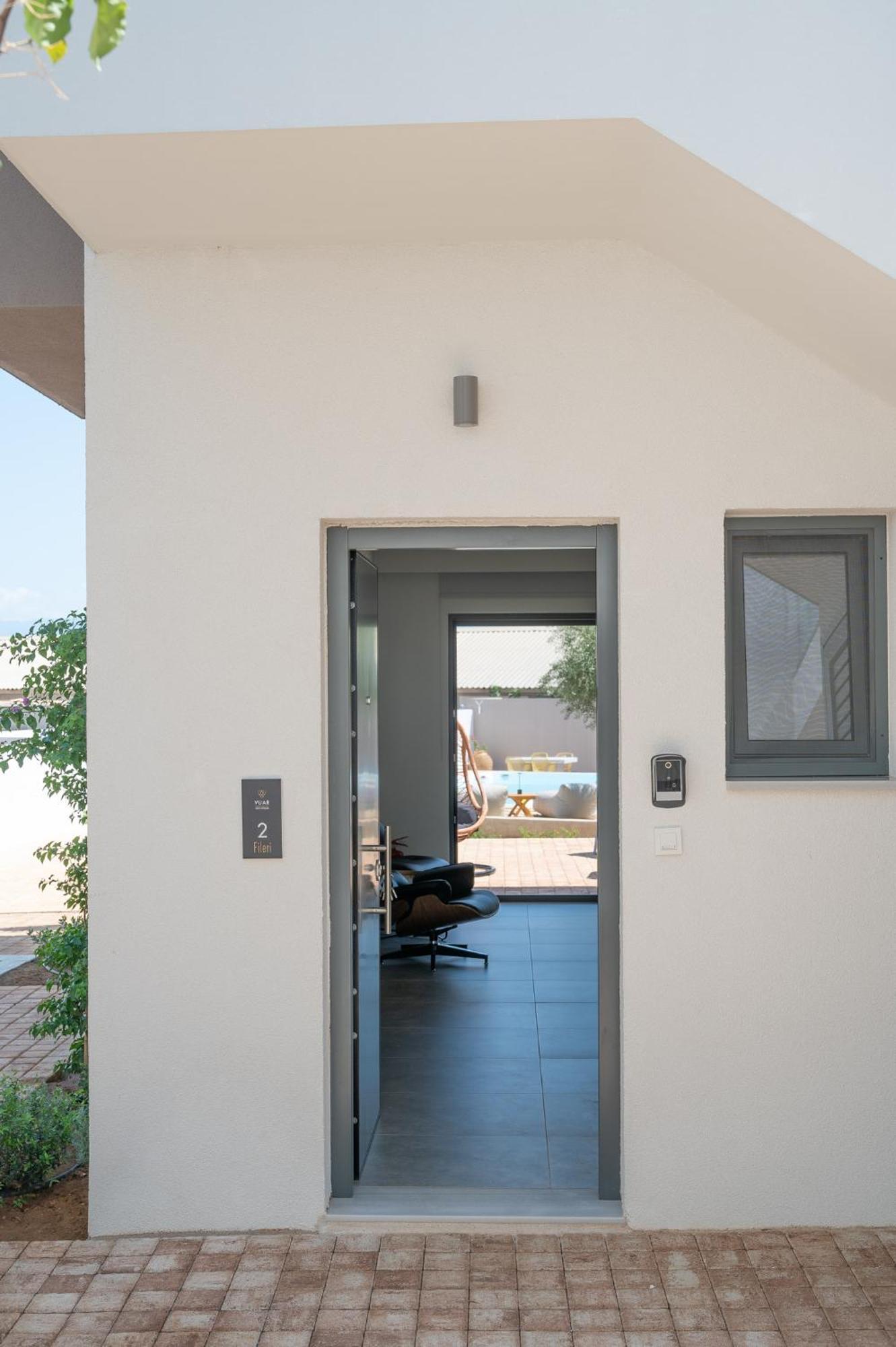 Vuar Apartment